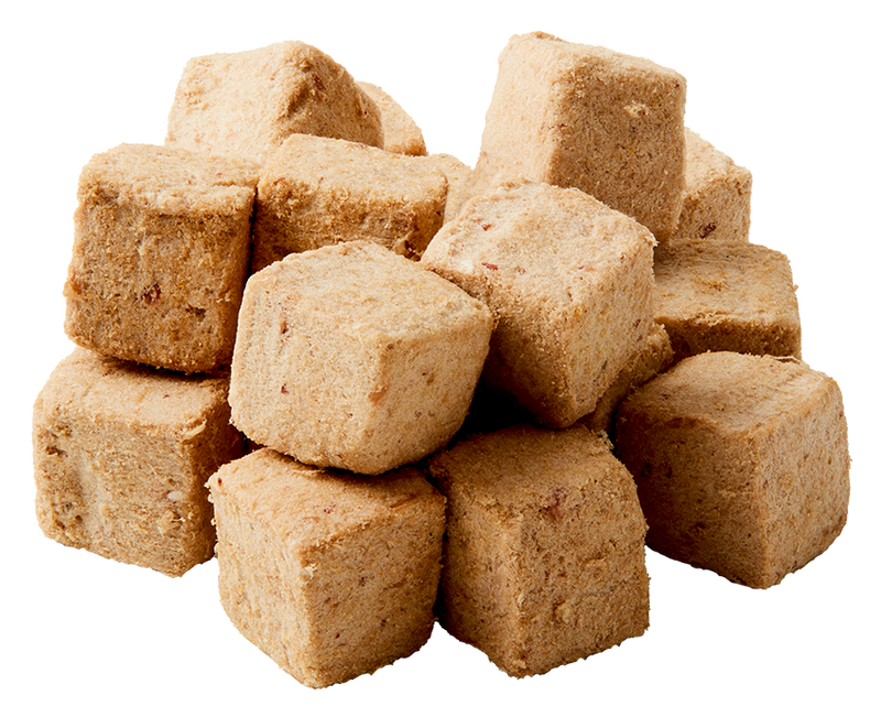 Tasty and nutritious freeze-dried chicken and sweet potato nuggets